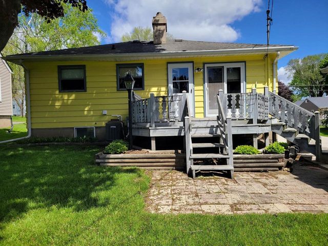135 E BURNETT STREET, Beaver Dam, WI 53916
