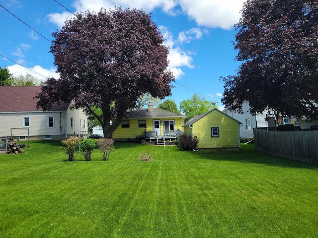 135 E BURNETT STREET, Beaver Dam, WI 53916