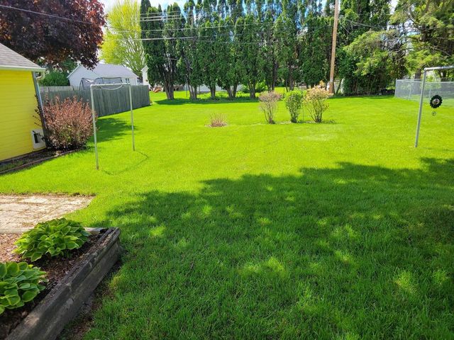 135 E BURNETT STREET, Beaver Dam, WI 53916