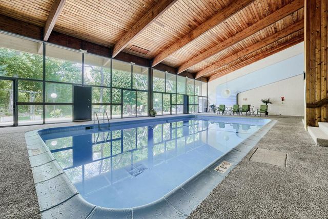 12600 Parkwood Drive 313, Burnsville, MN 55337