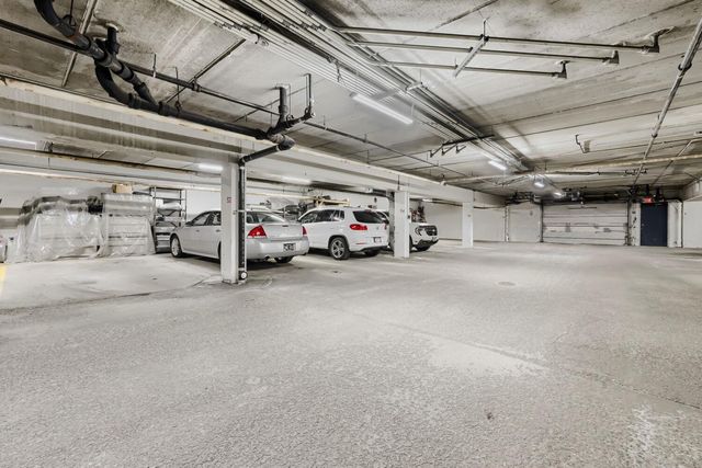 12600 Parkwood Drive 313, Burnsville, MN 55337