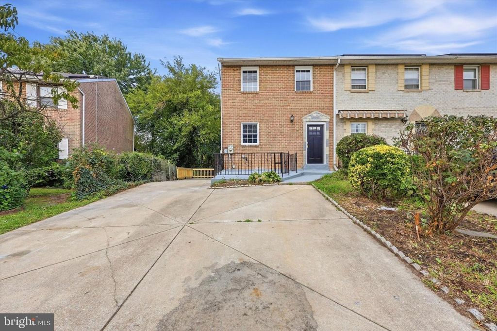 1552 ROOSEVELT DR, SHARON HILL, PA 19079 — photo 2