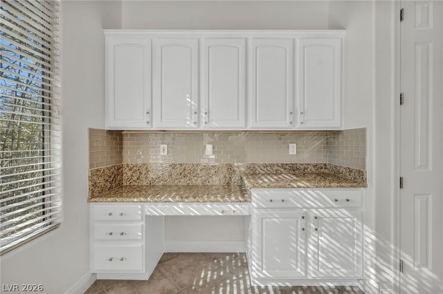 37 Stonemark Drive, Henderson, NV 89052
