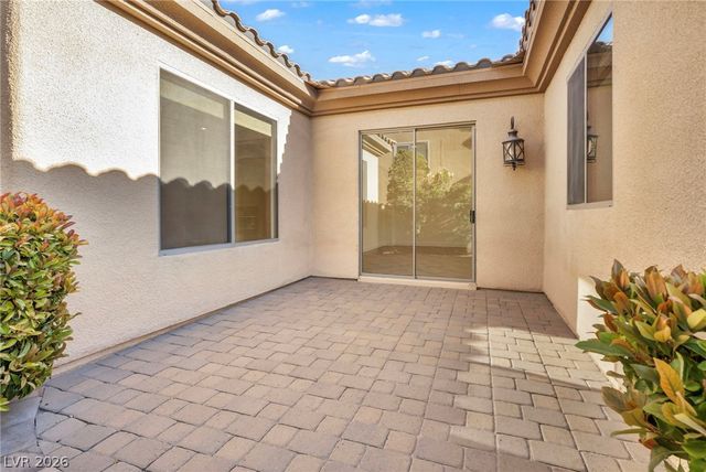 37 Stonemark Drive, Henderson, NV 89052