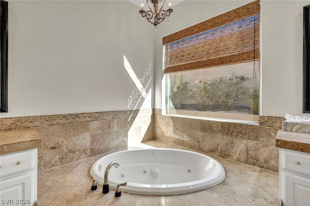37 Stonemark Drive, Henderson, NV 89052