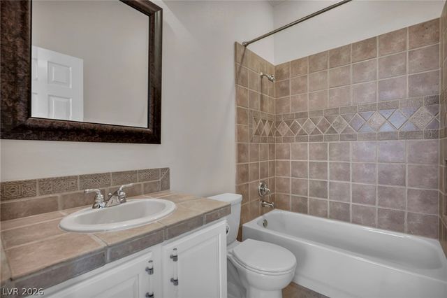 37 Stonemark Drive, Henderson, NV 89052
