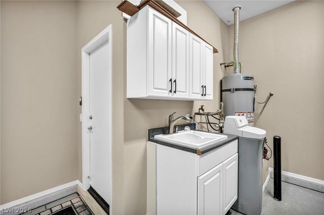 37 Stonemark Drive, Henderson, NV 89052