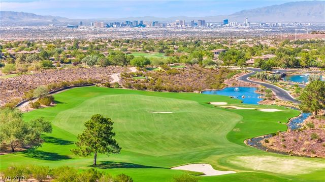 37 Stonemark Drive, Henderson, NV 89052