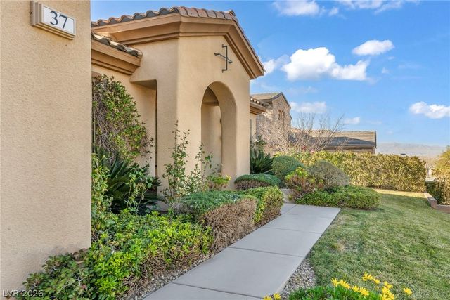 37 Stonemark Drive, Henderson, NV 89052