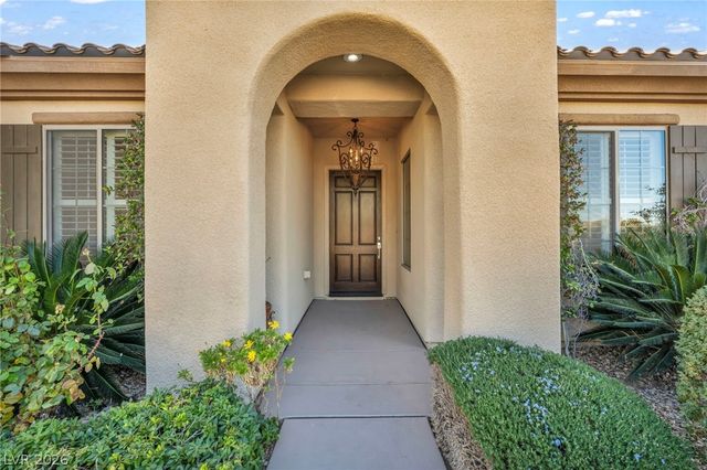 37 Stonemark Drive, Henderson, NV 89052