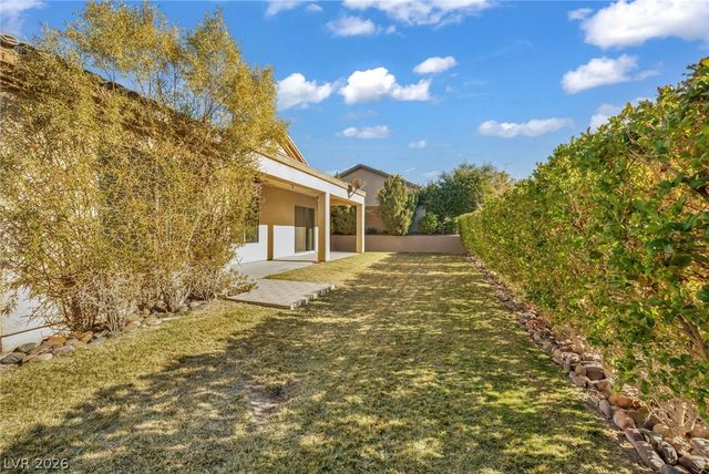 37 Stonemark Drive, Henderson, NV 89052