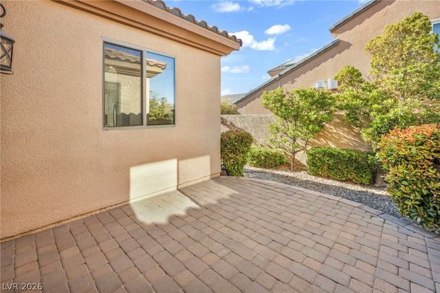 37 Stonemark Drive, Henderson, NV 89052