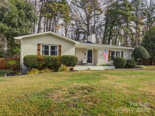 3318 Campbell Drive, Charlotte, NC 28205