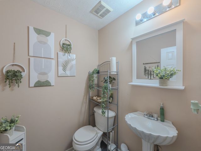 185 Hazelhurst Drive, Covington, GA 30016