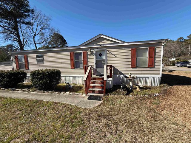 884 Hilander Dr., Murrells Inlet, SC 29576