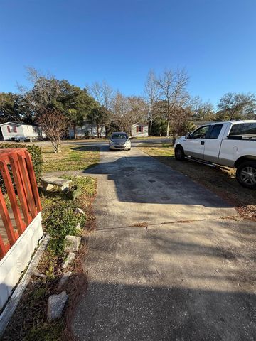 884 Hilander Dr., Murrells Inlet, SC 29576