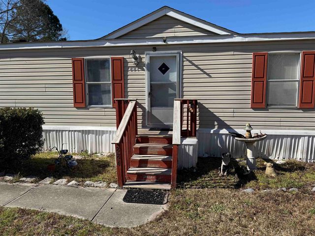 884 Hilander Dr., Murrells Inlet, SC 29576