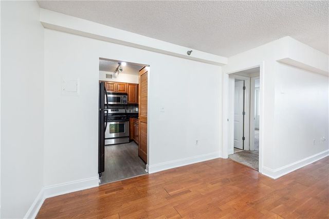 2479 Peachtree Road NE 1706, Atlanta, GA 30305