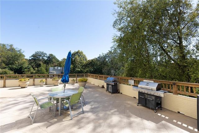2479 Peachtree Road NE 1706, Atlanta, GA 30305
