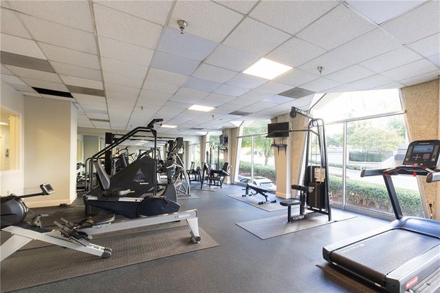 2479 Peachtree Road NE 1706, Atlanta, GA 30305