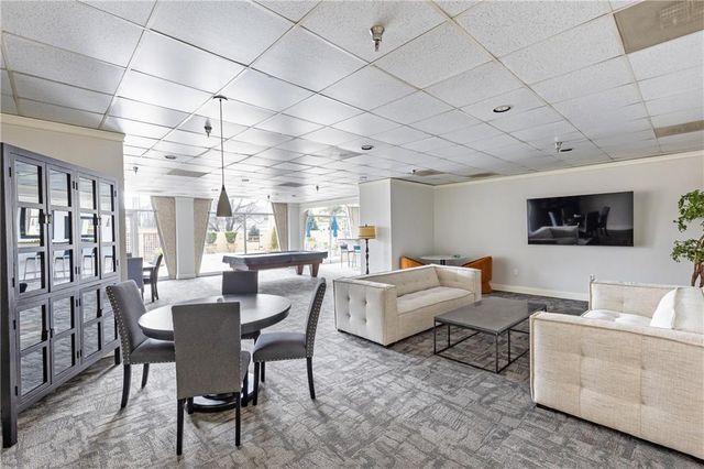 2479 Peachtree Road NE 1706, Atlanta, GA 30305