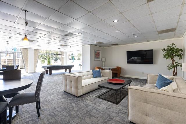 2479 Peachtree Road NE 1706, Atlanta, GA 30305