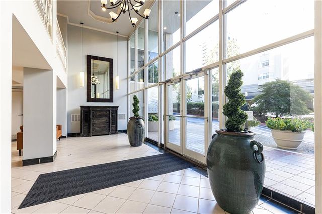2479 Peachtree Road NE 1706, Atlanta, GA 30305