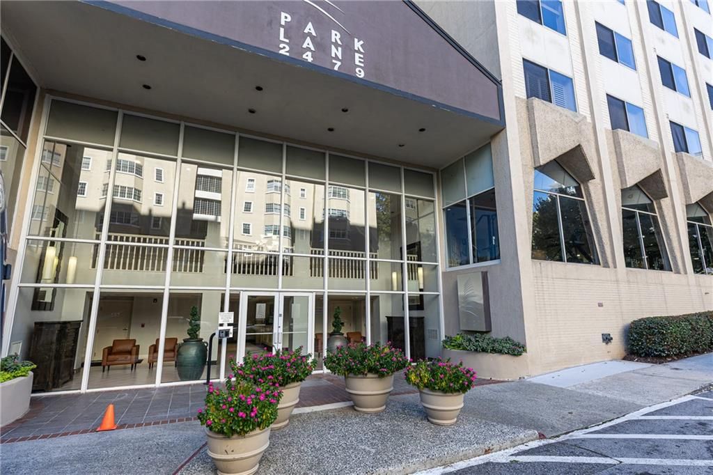 2479 Peachtree Road NE 1706, Atlanta, GA 30305