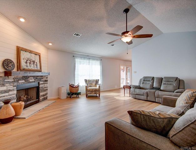 116 Wolfridge Drive, Hot Springs, AR 71913