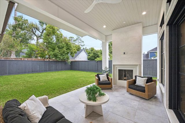 830 Azalea Street, Houston, TX 77018
