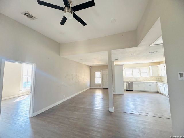 614 Cumberland Rd, San Antonio, TX 78204