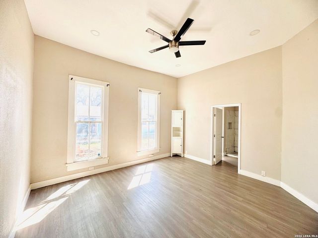 614 Cumberland Rd, San Antonio, TX 78204