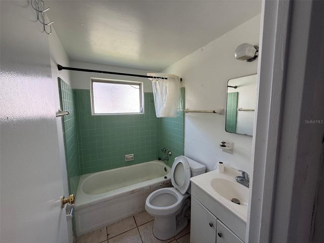 912 SW 6TH AVENUE, Gainesville, FL 32601