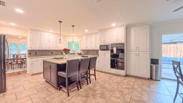 7720 BAUGHMAN Drive, Amarillo, TX 79121