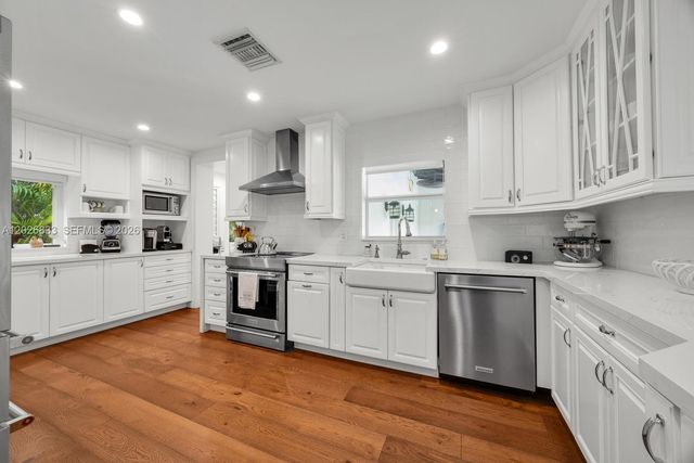1809 Granada Blvd, Coral Gables, FL 33134