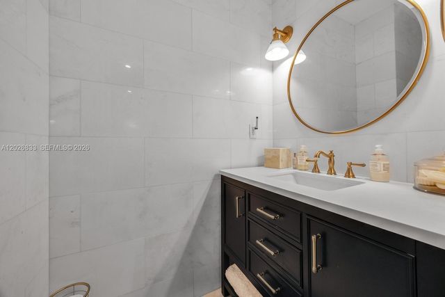1809 Granada Blvd, Coral Gables, FL 33134