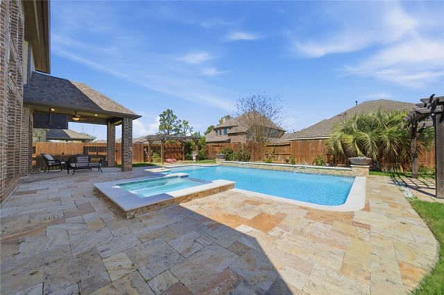 9707 Lauren Briar Lane, Humble, TX 77396