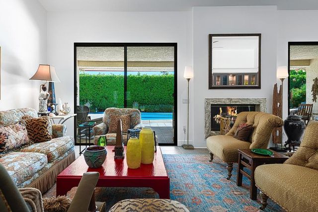 21 Mission Palms W, Rancho Mirage, CA 92270