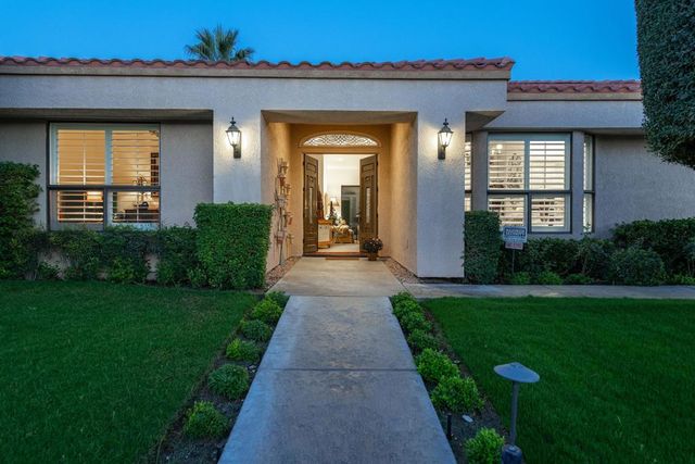 21 Mission Palms W, Rancho Mirage, CA 92270
