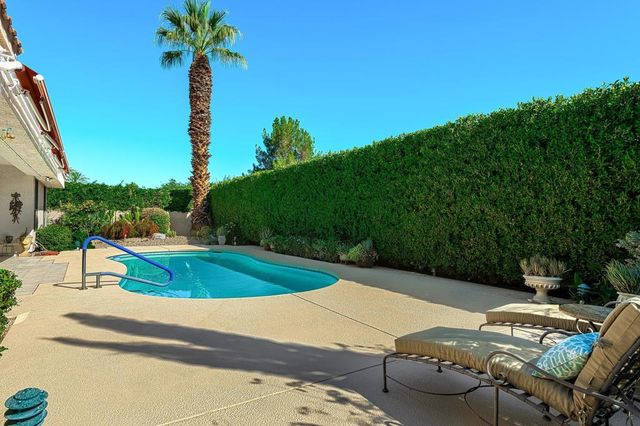 21 Mission Palms W, Rancho Mirage, CA 92270