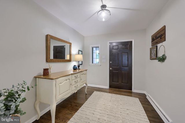 735 CARROLL RD, York, PA 17403