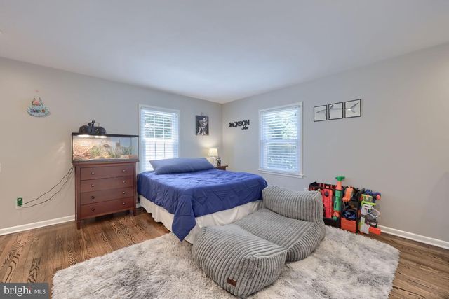735 CARROLL RD, York, PA 17403