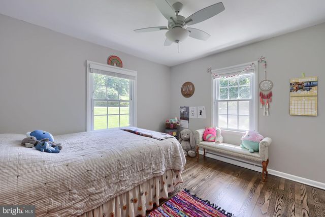 735 CARROLL RD, York, PA 17403