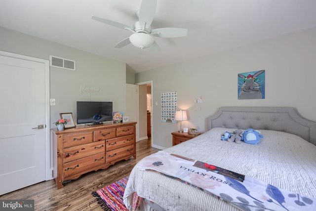 735 CARROLL RD, York, PA 17403