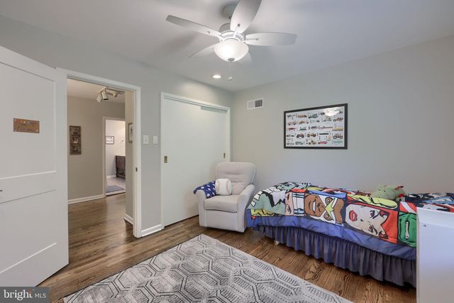 735 CARROLL RD, York, PA 17403