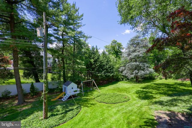 735 CARROLL RD, York, PA 17403