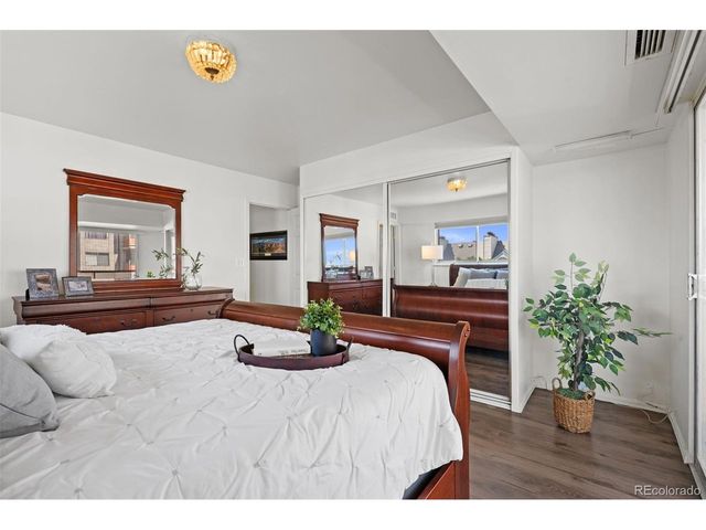 1121 Albion St 609, Denver, CO 80220