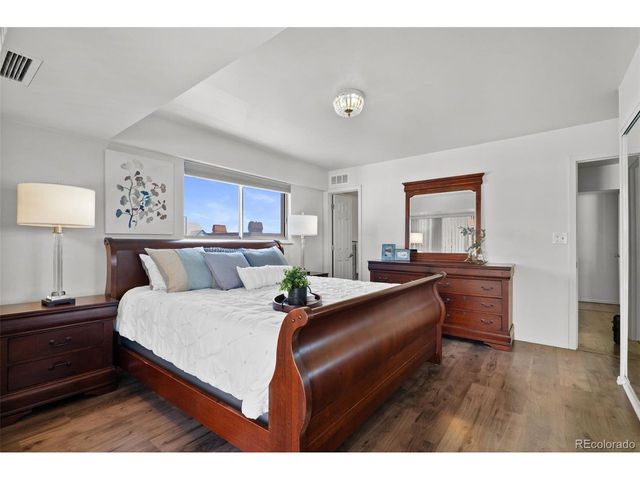 1121 Albion St 609, Denver, CO 80220