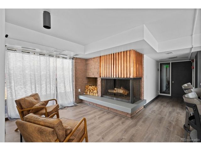 1121 Albion St 609, Denver, CO 80220