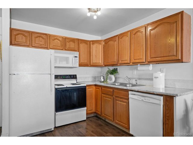 1121 Albion St 609, Denver, CO 80220